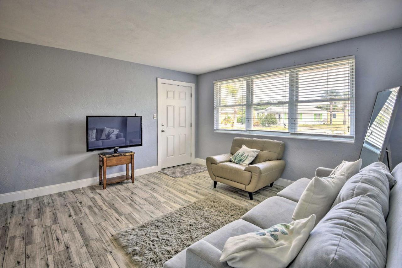 Ormond Beach Home With Screened Porch, Walk To Shore Bagian luar foto